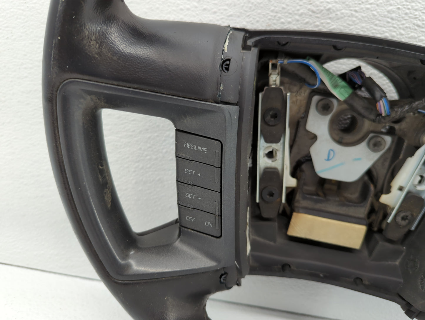 steering wheel - Oemusedautoparts1.com