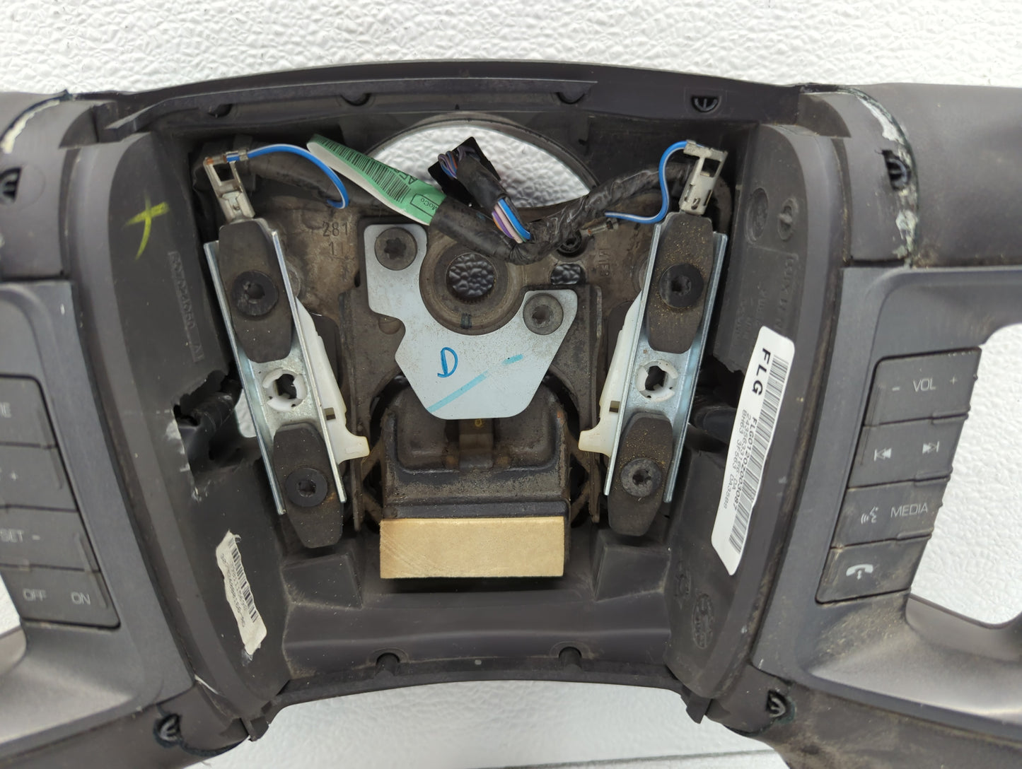 steering wheel - Oemusedautoparts1.com