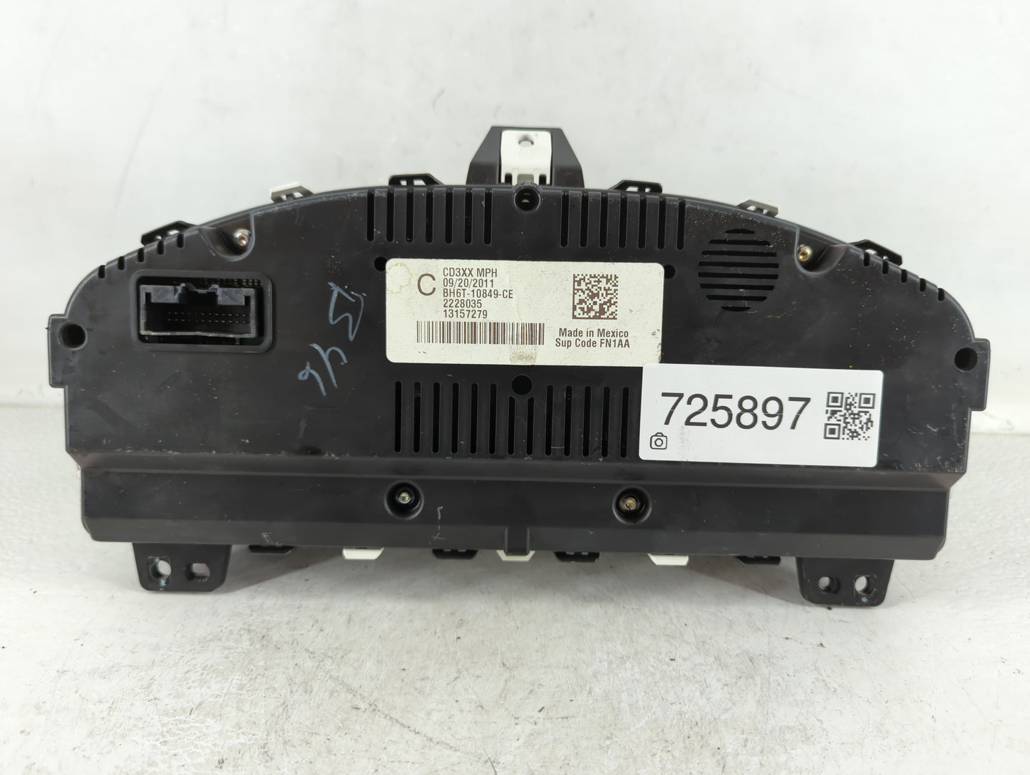 2011-2012 Lincoln Mkz Instrument Cluster Speedometer Gauges P/N:2228035 BH6T-10849-CE Fits Fits 2011 2012 OEM Used Auto Part