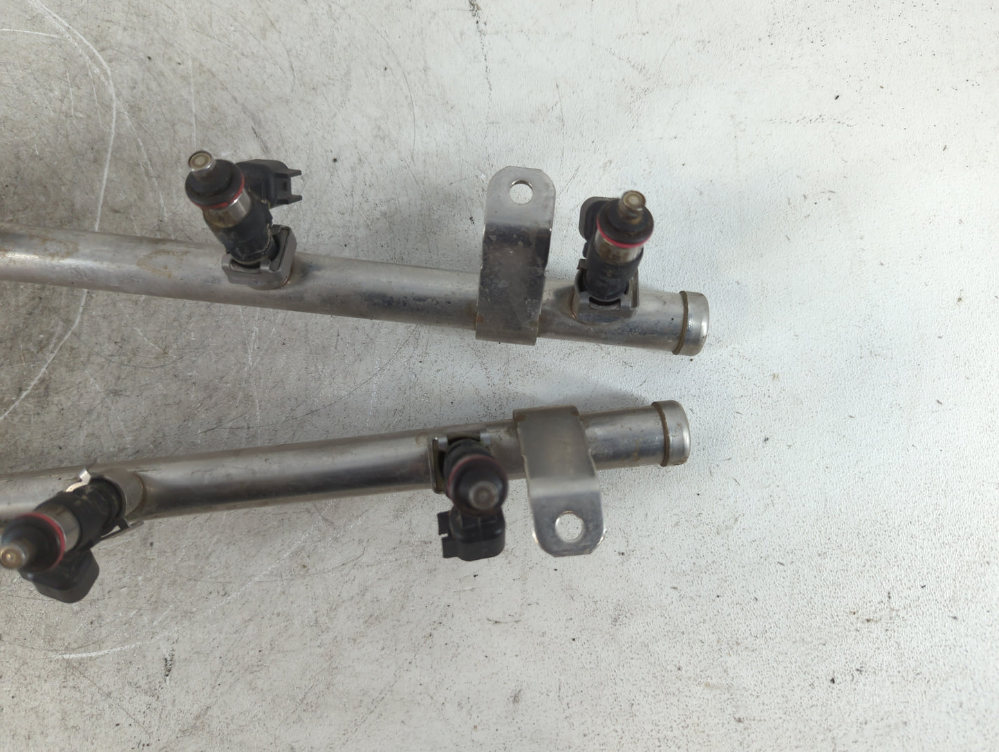 2012 Lincoln Mkz Fuel Injectors P/N:7T4E-9F797-JA Fits OEM Used Auto Parts - Oemusedautoparts1.com