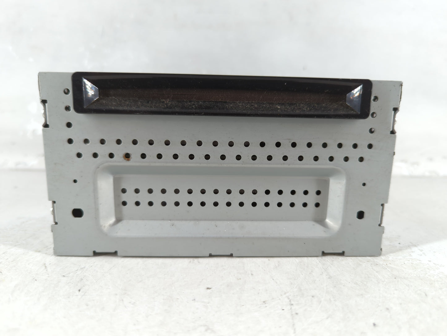 2012 Lincoln Mkz Radio AM FM Cd Player Receiver Replacement Fits OEM Used Auto Parts - Oemusedautoparts1.com