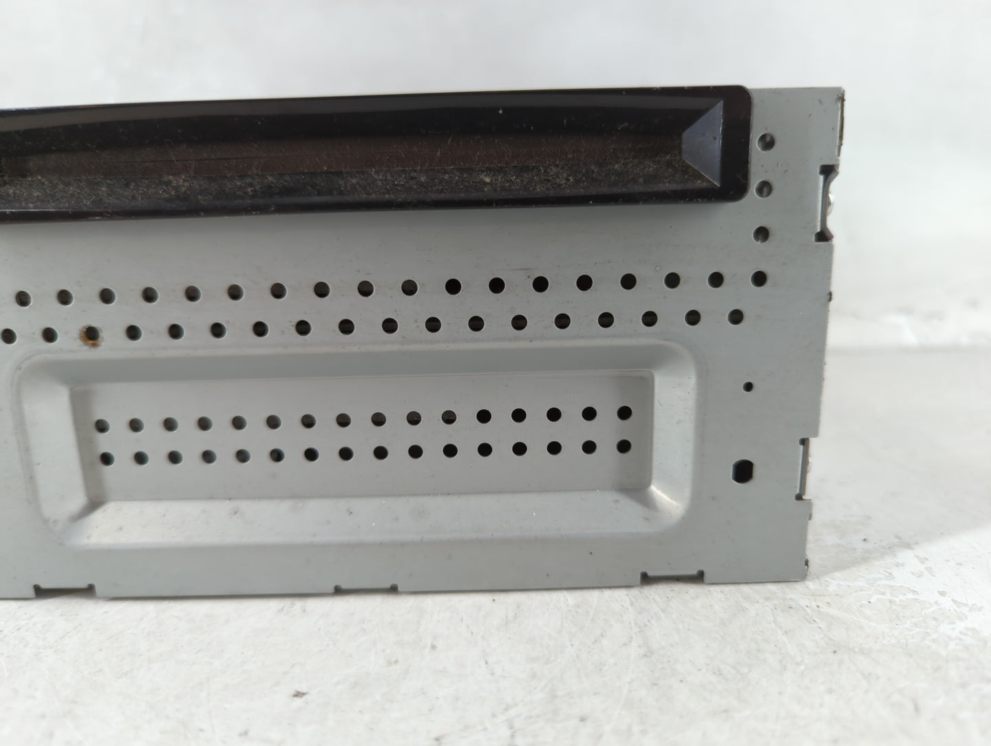 2012 Lincoln Mkz Radio AM FM Cd Player Receiver Replacement Fits OEM Used Auto Parts - Oemusedautoparts1.com