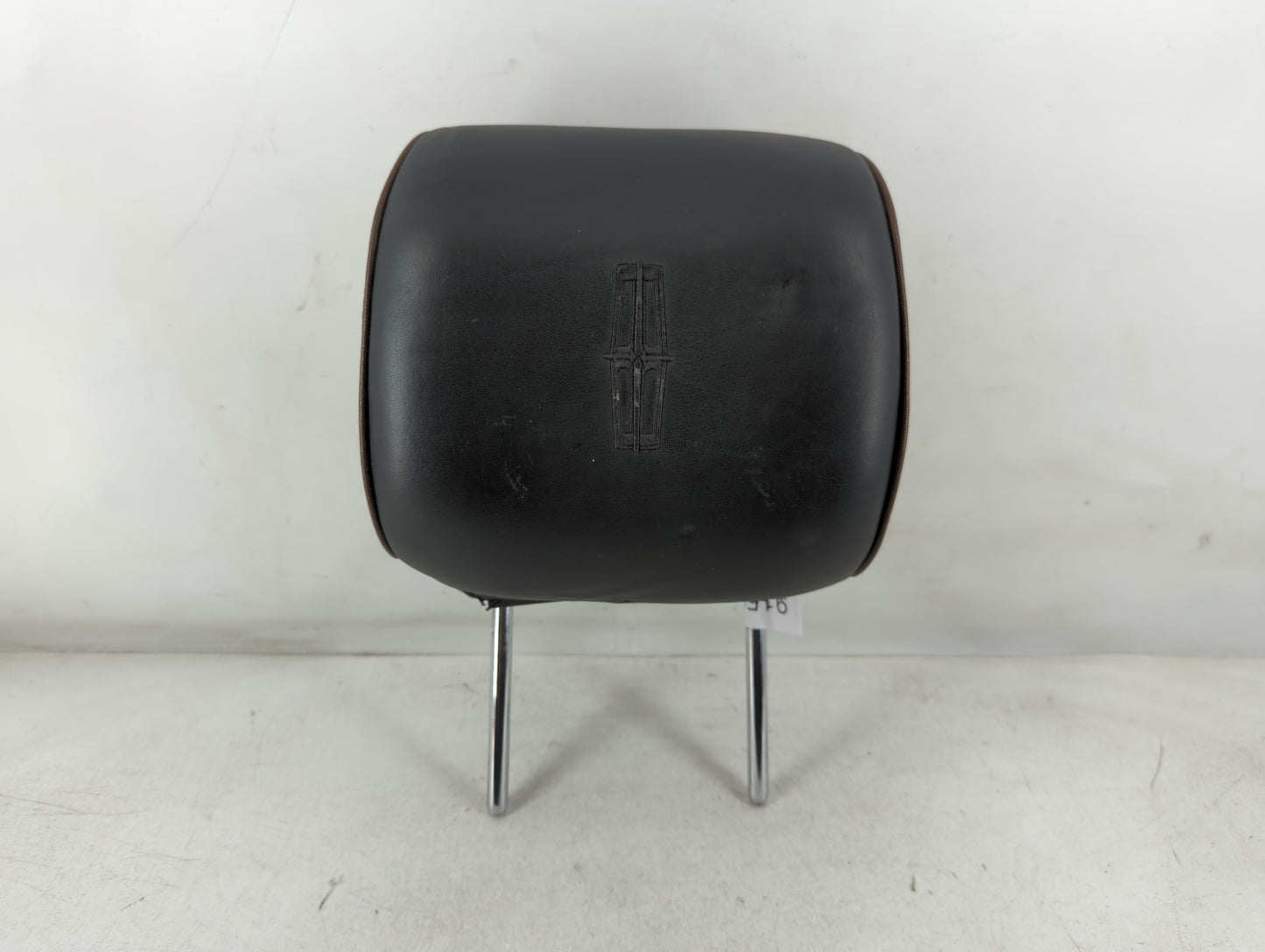 2011-2012 Lincoln Mkz Headrest Head Rest Front Driver Passenger Seat Fits Fits 2011 2012 OEM Used Auto Parts - Oemusedautopa