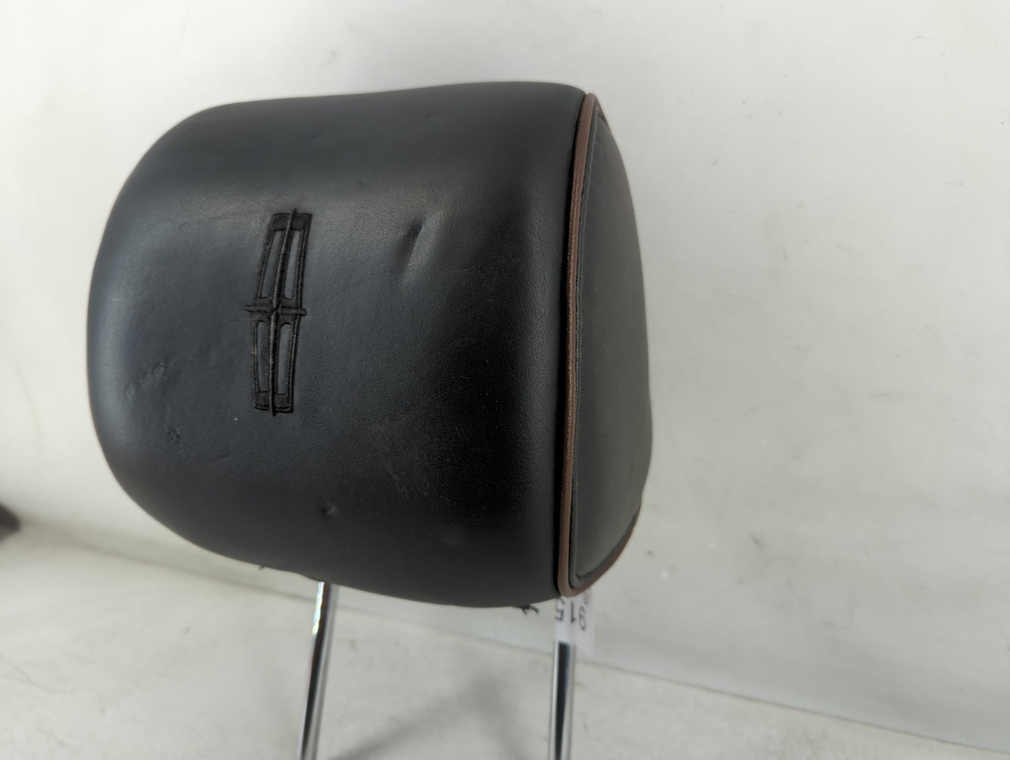 2011-2012 Lincoln Mkz Headrest Head Rest Front Driver Passenger Seat Fits Fits 2011 2012 OEM Used Auto Parts - Oemusedautopa