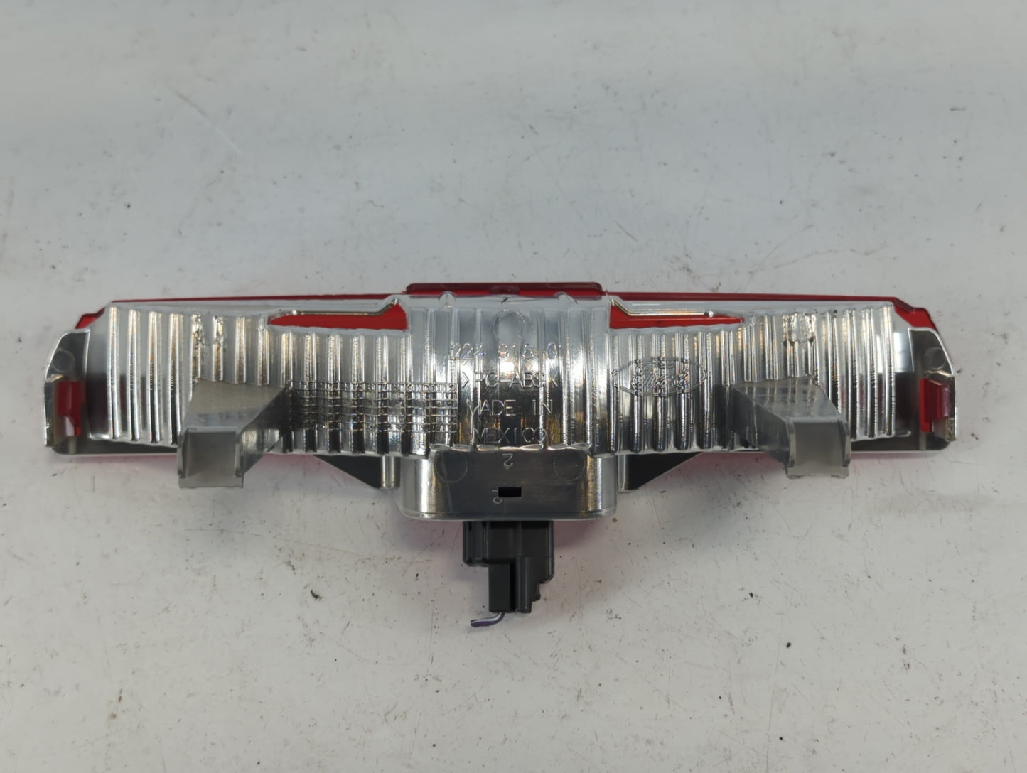 2012 Lincoln Mkz Third Brake Light Tail Light Fits OEM Used Auto Parts - Oemusedautoparts1.com