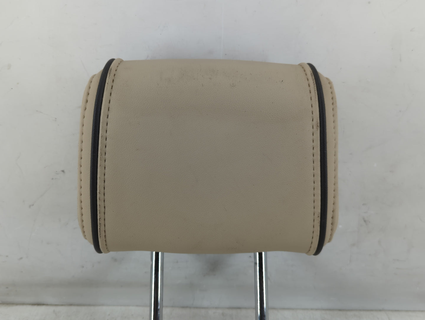 2011-2012 Lincoln Mkz Headrest Head Rest Rear Seat Fits Fits 2011 2012 OEM Used Auto Parts - Oemusedautoparts1.com