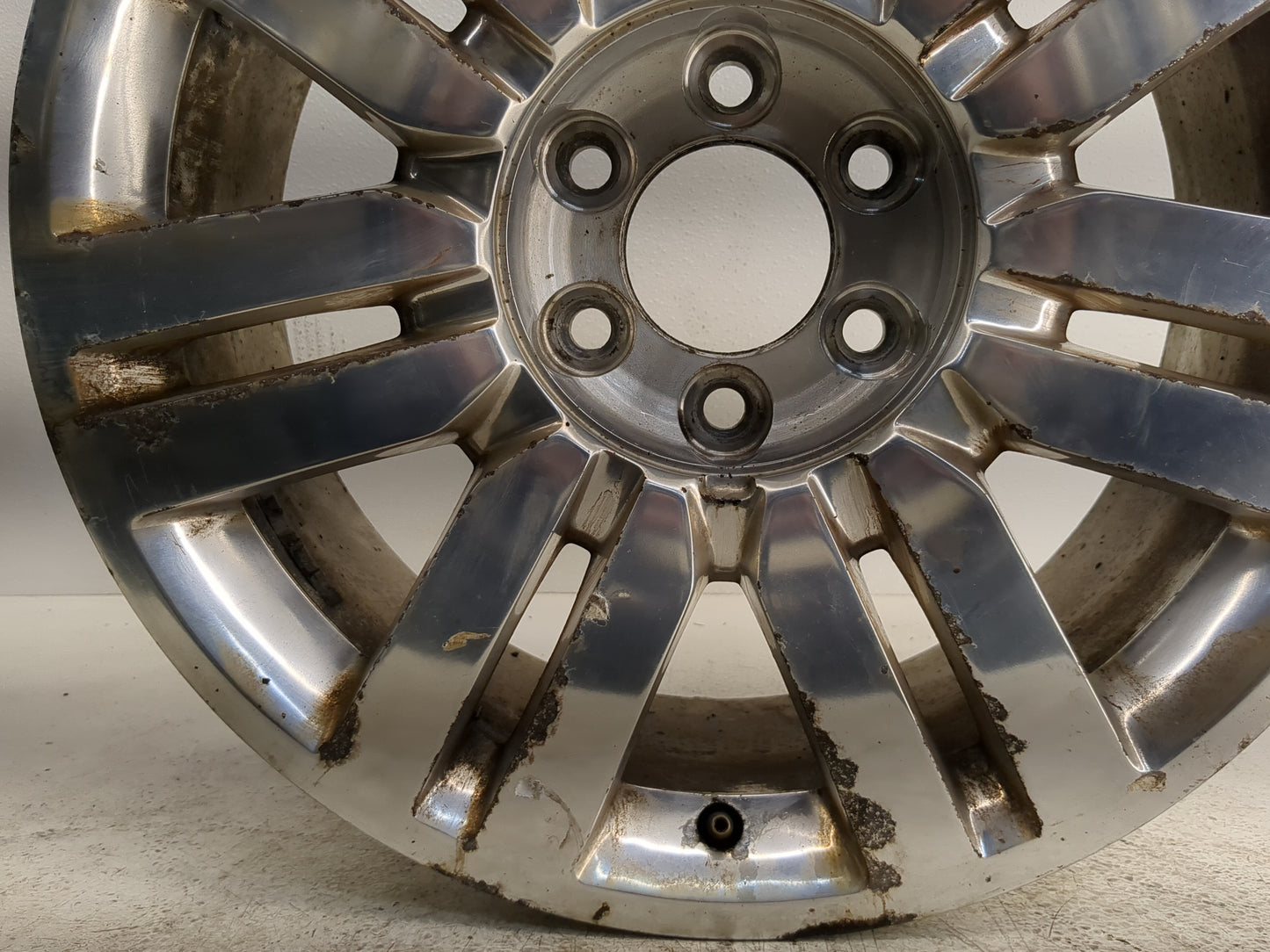 2011-2014 Lincoln Navigator Oem Wheel Rim 1252625 - Oemusedautoparts1.com