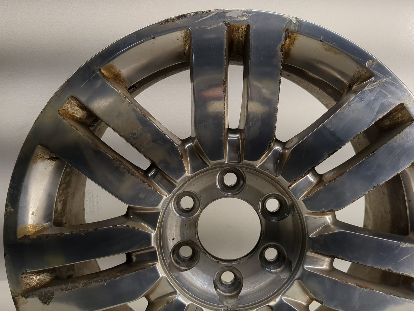 2011-2014 Lincoln Navigator Oem Wheel Rim - Oemusedautoparts1.com