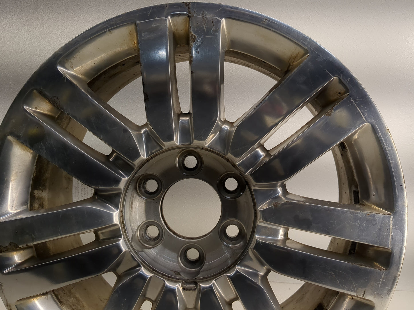 2011-2014 Lincoln Navigator Oem Wheel Rim - Oemusedautoparts1.com