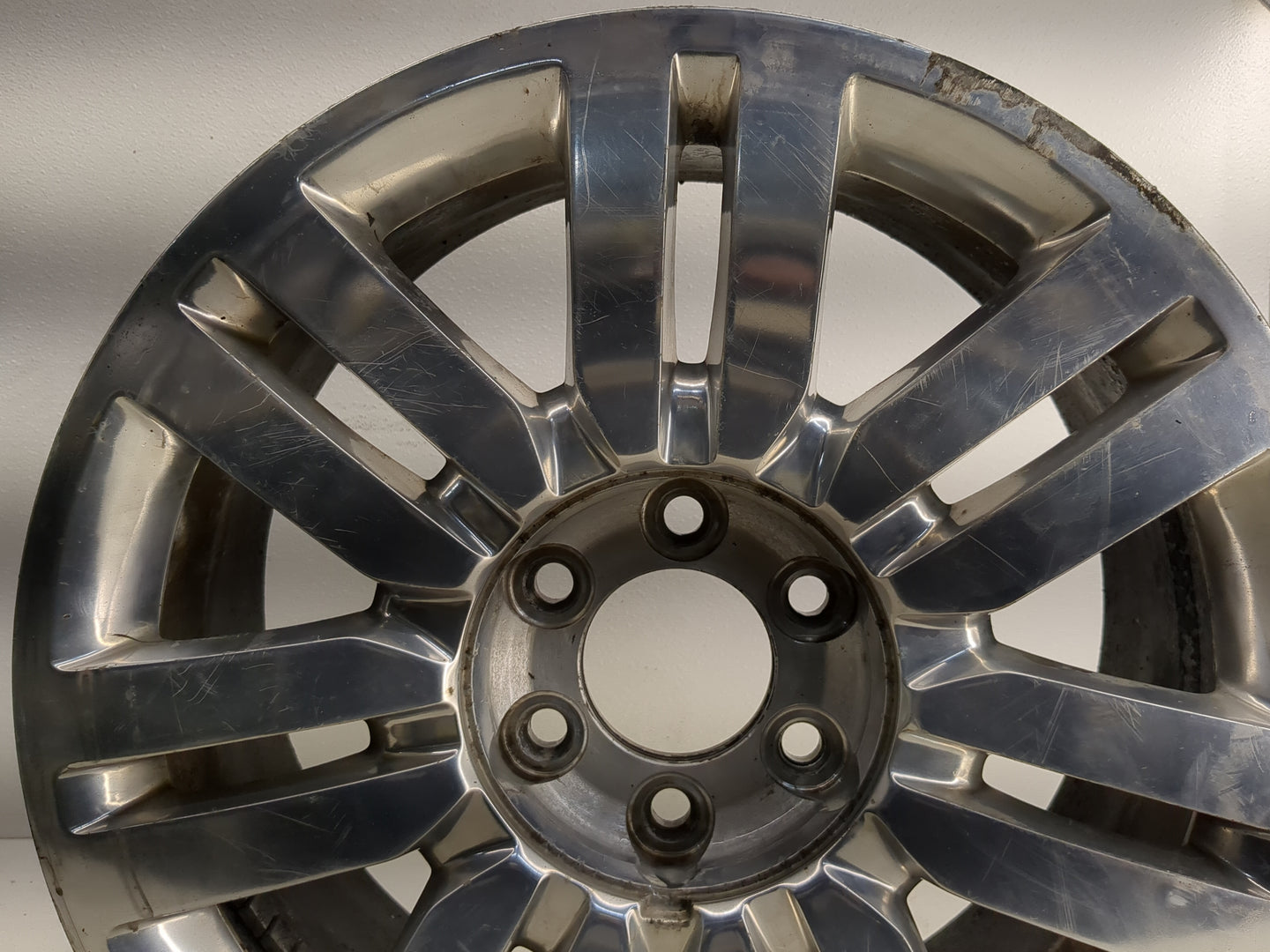 2011-2014 Lincoln Navigator Oem Wheel Rim 1252627 - Oemusedautoparts1.com