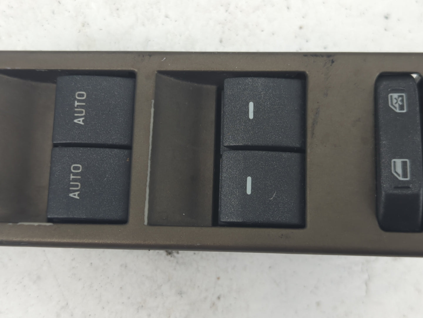 2011-2014 Lincoln Navigator Master Power Window Switch Replacement Driver Side Left P/N:BA1T-14540-AAW SANDD1857AEP Fits OEM