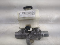 2011-2014 Lincoln Navigator Brake Master Cylinder 1497806 - Oemusedautoparts1.com