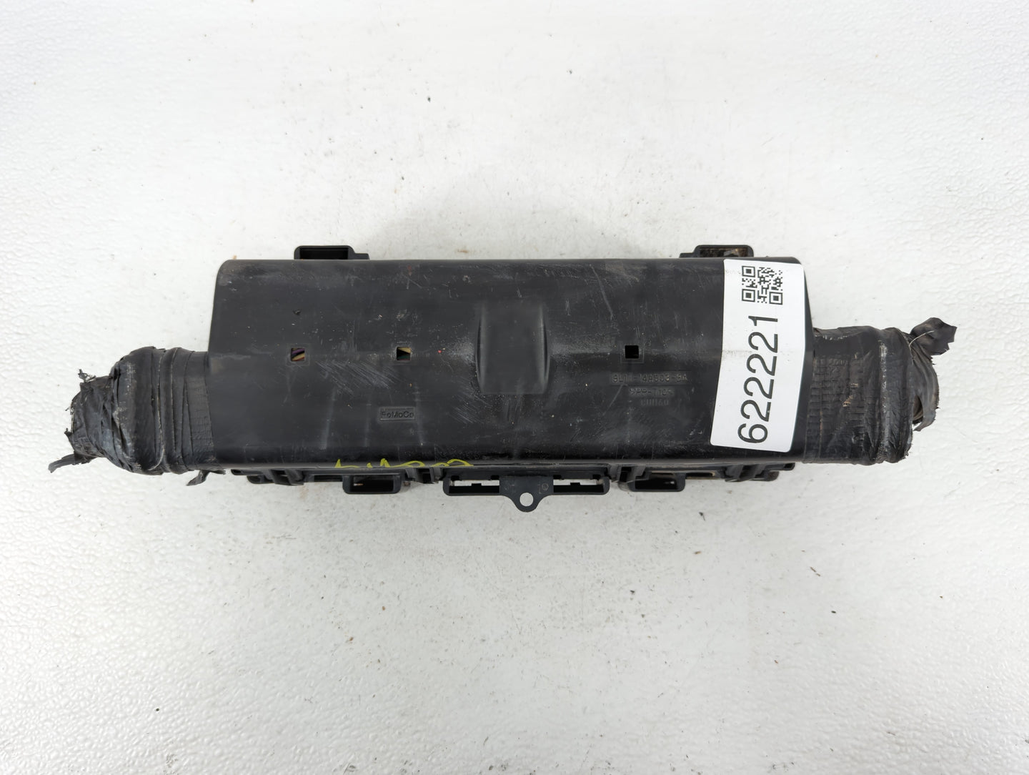 2012 Lincoln Navigator Fusebox Fuse Box Panel Relay Module P/N:9L1T-14A003-BA Fits OEM Used Auto Parts - Oemusedautoparts1.c