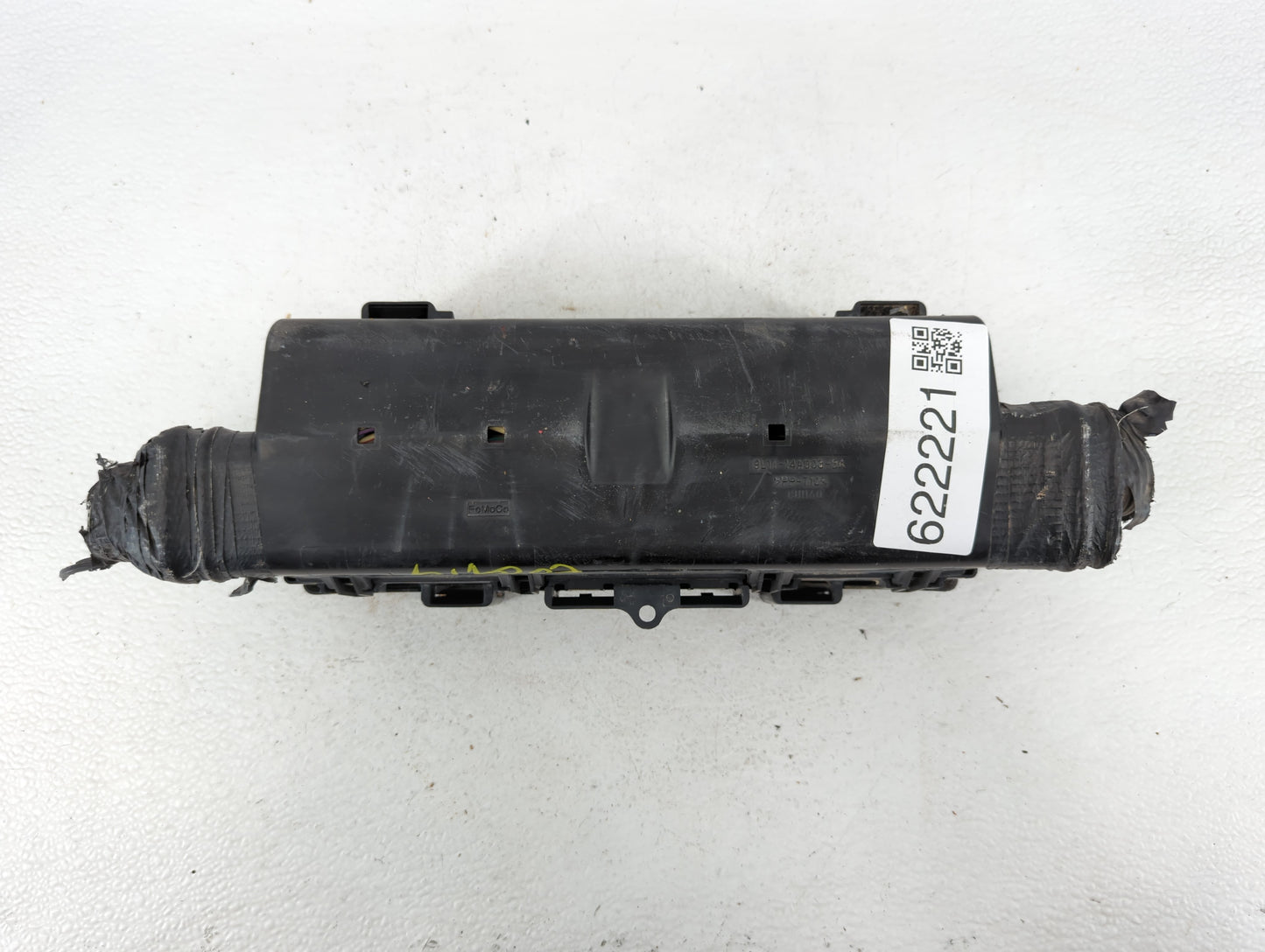 2012 Lincoln Navigator Fusebox Fuse Box Panel Relay Module P/N:9L1T-14A003-BA Fits OEM Used Auto Parts - Oemusedautoparts1.c