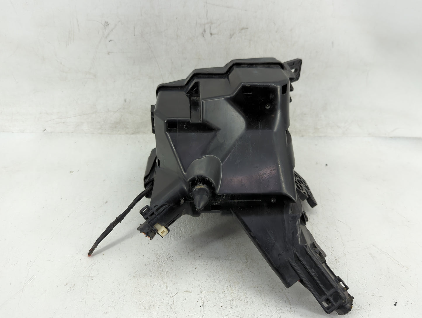 2012 Mazda 2 Fusebox Fuse Box Panel Relay Module Fits OEM Used Auto Parts - Oemusedautoparts1.com
