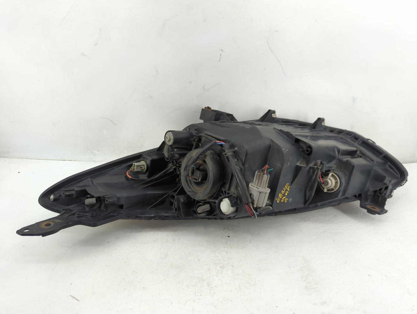 2011-2014 Mazda 2 Passenger Right Oem Head Light Headlight Lamp - Oemusedautoparts1.com
