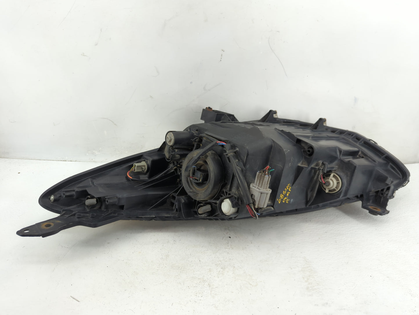 2011-2014 Mazda 2 Passenger Right Oem Head Light Headlight Lamp - Oemusedautoparts1.com