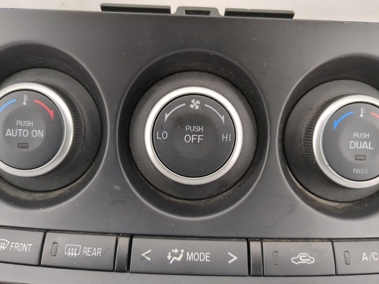 2012-2013 Mazda 3 Climate Control Module Temperature AC/Heater Replacement P/N:VPCALH-18C612-AA Fits Fits 2012 2013 OEM Used