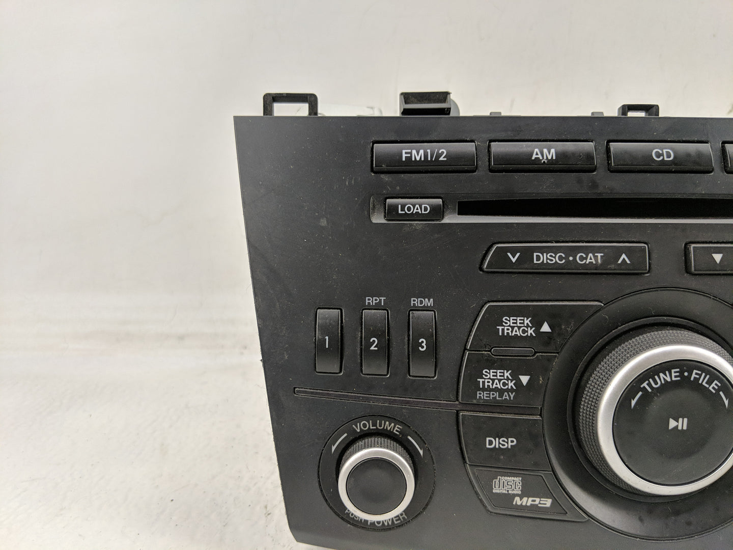 2012-2013 Mazda 3 Radio AM FM Cd Player Receiver Replacement P/N:BGV4 66 AR0 Fits Fits 2012 2013 OEM Used Auto Parts - Oemus