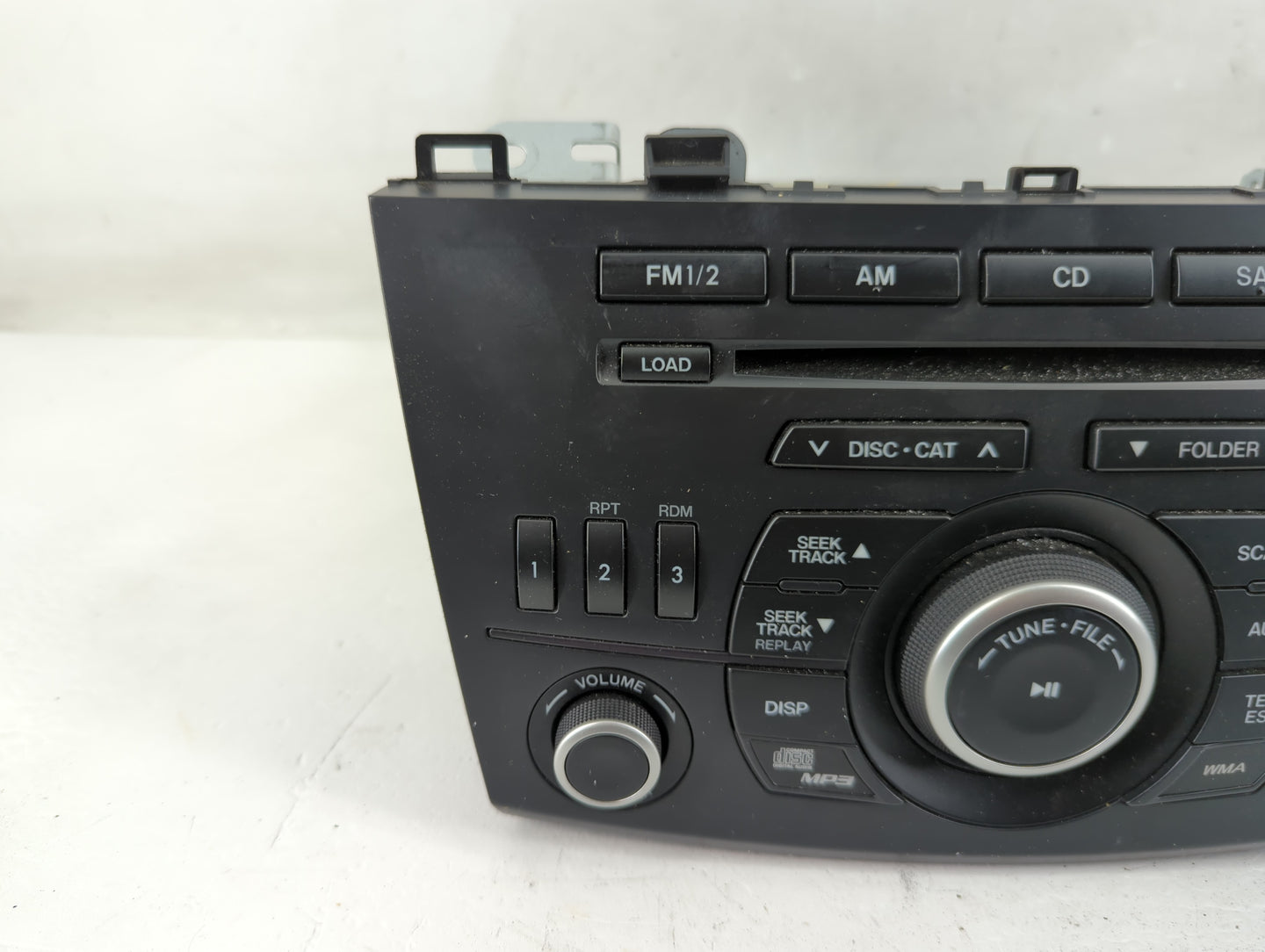 2012 Mazda 3 Radio AM FM Cd Player Receiver Replacement P/N:BGV4 66 AR0 Fits OEM Used Auto Parts - Oemusedautoparts1.com