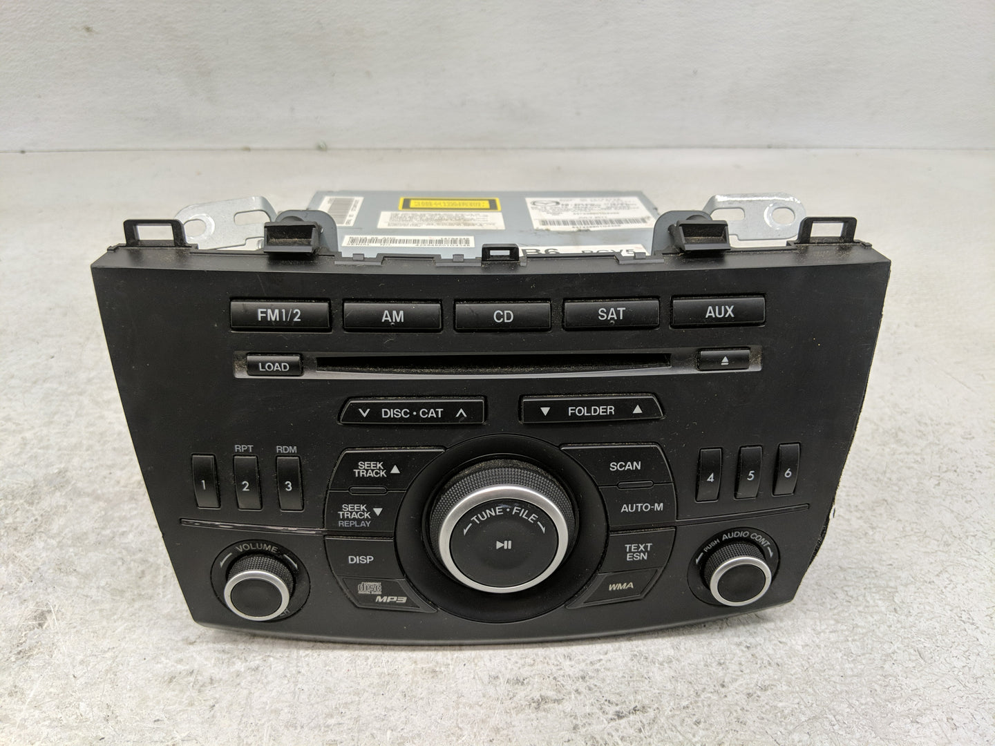 2012-2013 Mazda 3 Radio AM FM Cd Player Receiver Replacement P/N:8GV4 66 AR0 Fits Fits 2012 2013 OEM Used Auto Parts - Oemus