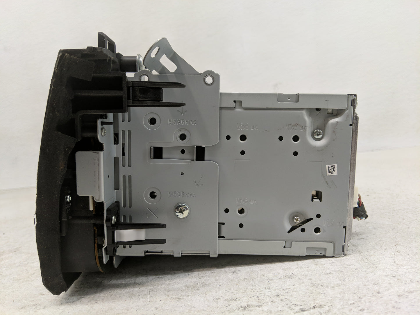 2012-2013 Mazda 3 Radio AM FM Cd Player Receiver Replacement P/N:8GV4 66 AR0 Fits Fits 2012 2013 OEM Used Auto Parts - Oemus