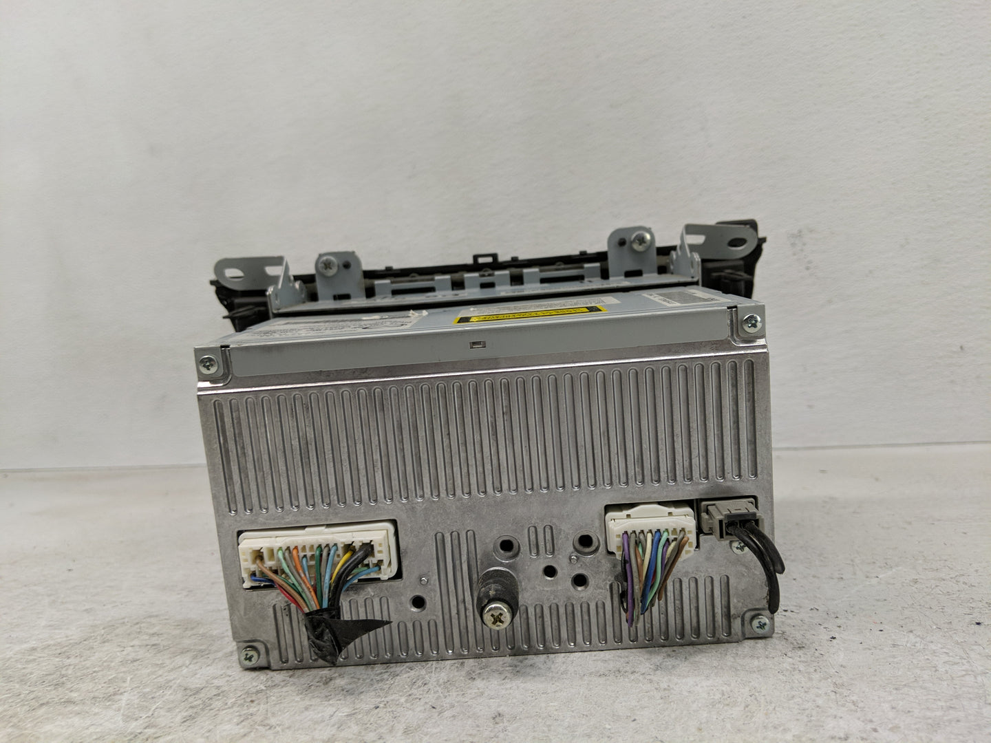 2012-2013 Mazda 3 Radio AM FM Cd Player Receiver Replacement P/N:8GV4 66 AR0 Fits Fits 2012 2013 OEM Used Auto Parts - Oemus
