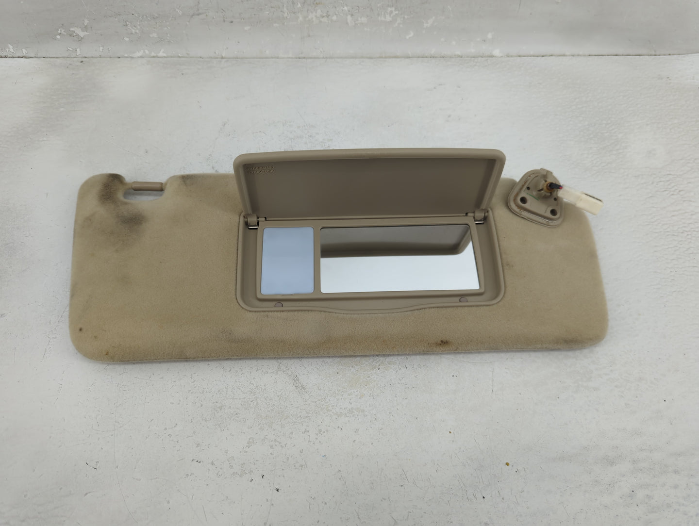 2010-2013 Mazda 3 Sun Visor Shade Replacement Passenger Right Mirror Fits Fits 2010 2011 2012 2013 OEM Used Auto Parts - Oem