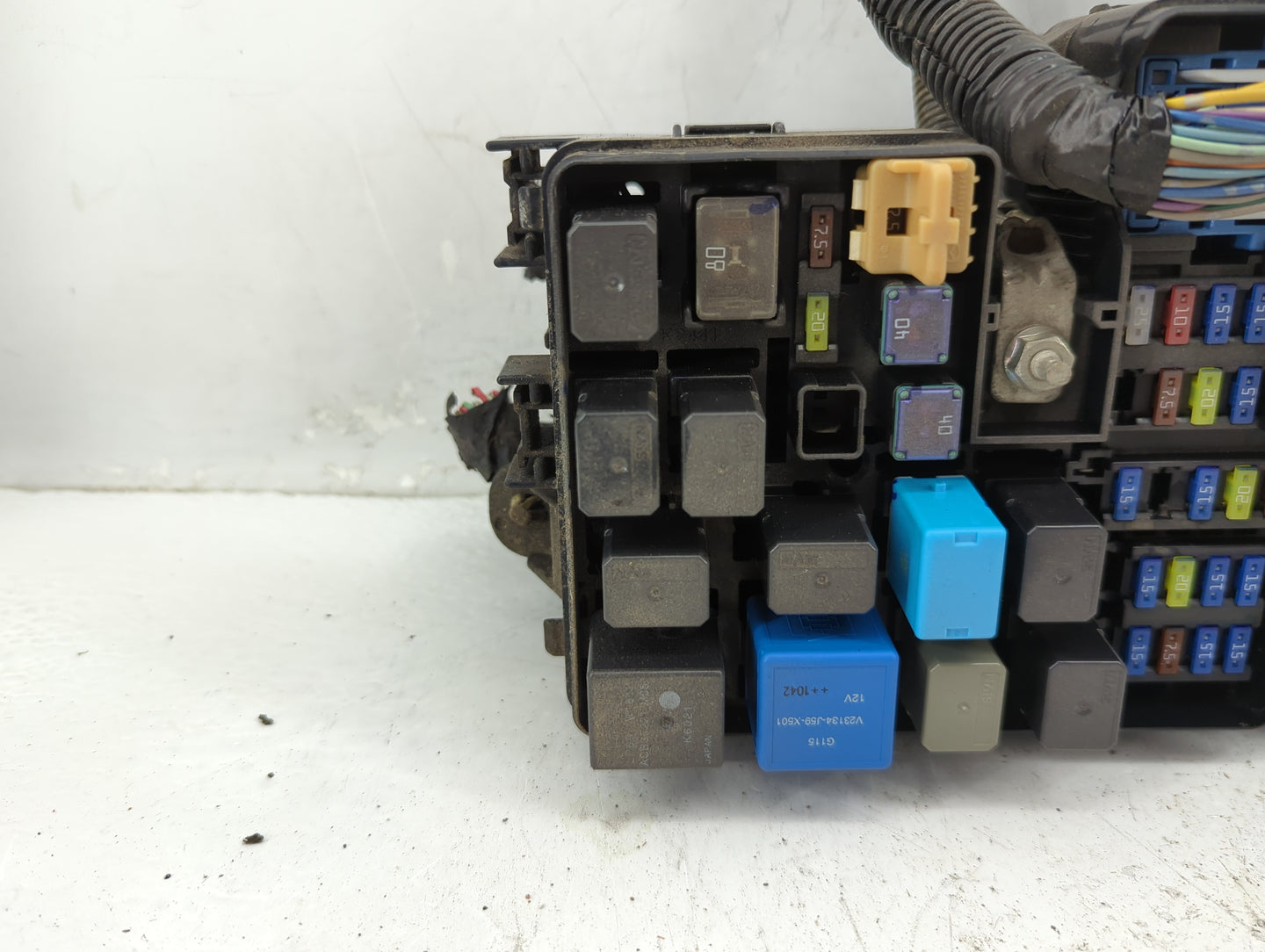 2012 Mazda 3 Fusebox Fuse Box Panel Relay Module P/N:BBM6-66761 Fits OEM Used Auto Parts - Oemusedautoparts1.com