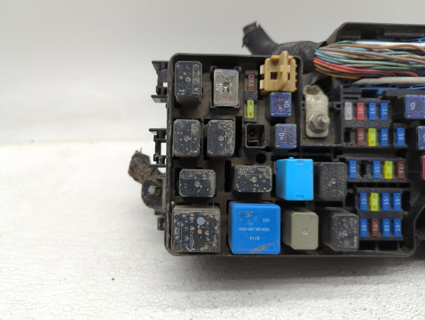 2012 Mazda 3 Fusebox Fuse Box Panel Relay Module P/N:BBM6-66761 Fits OEM Used Auto Parts - Oemusedautoparts1.com