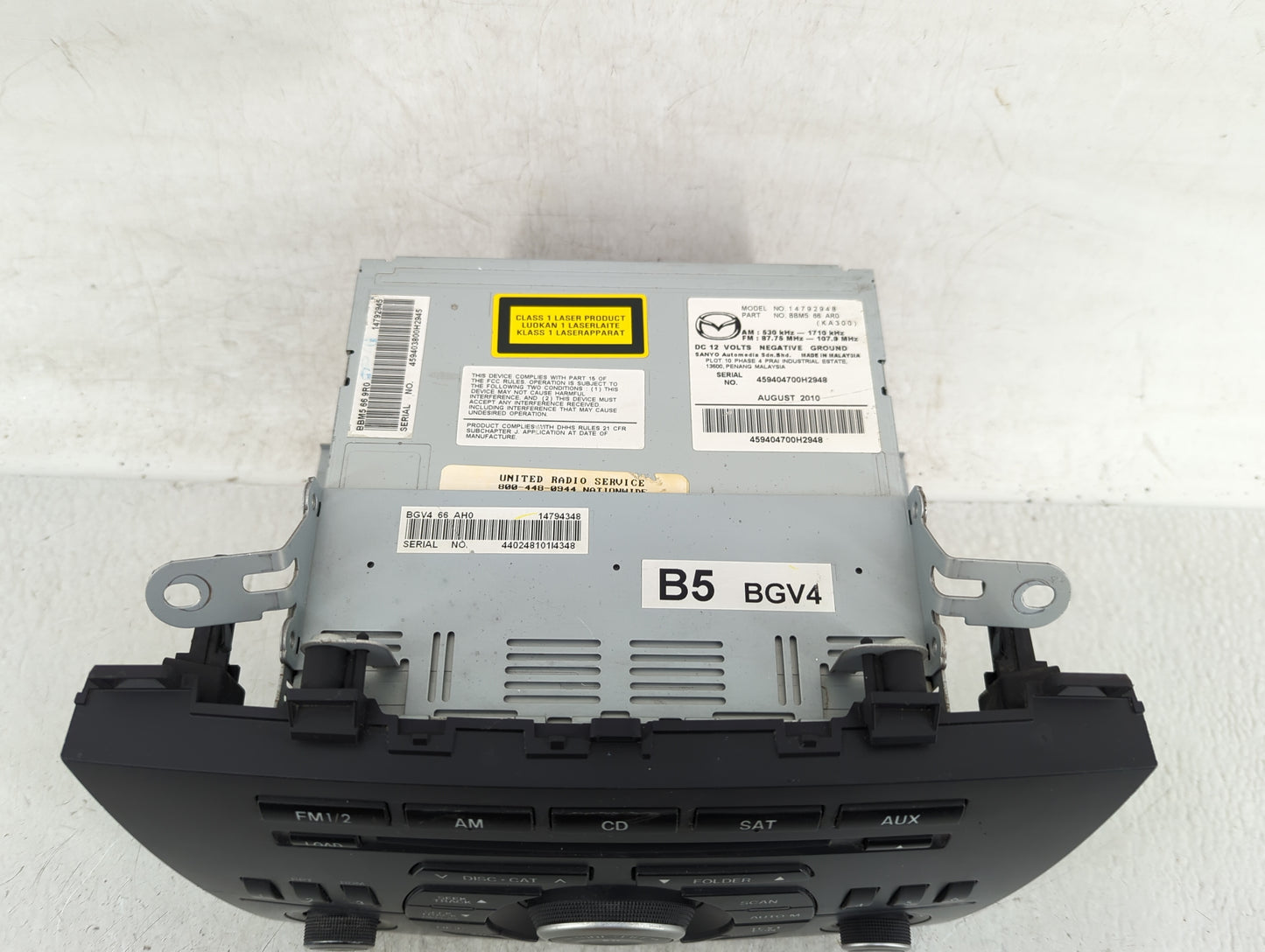 2012-2013 Mazda 3 Radio AM FM Cd Player Receiver Replacement P/N:BBM5-66-AR0 Fits Fits 2012 2013 OEM Used Auto Parts - Oemus