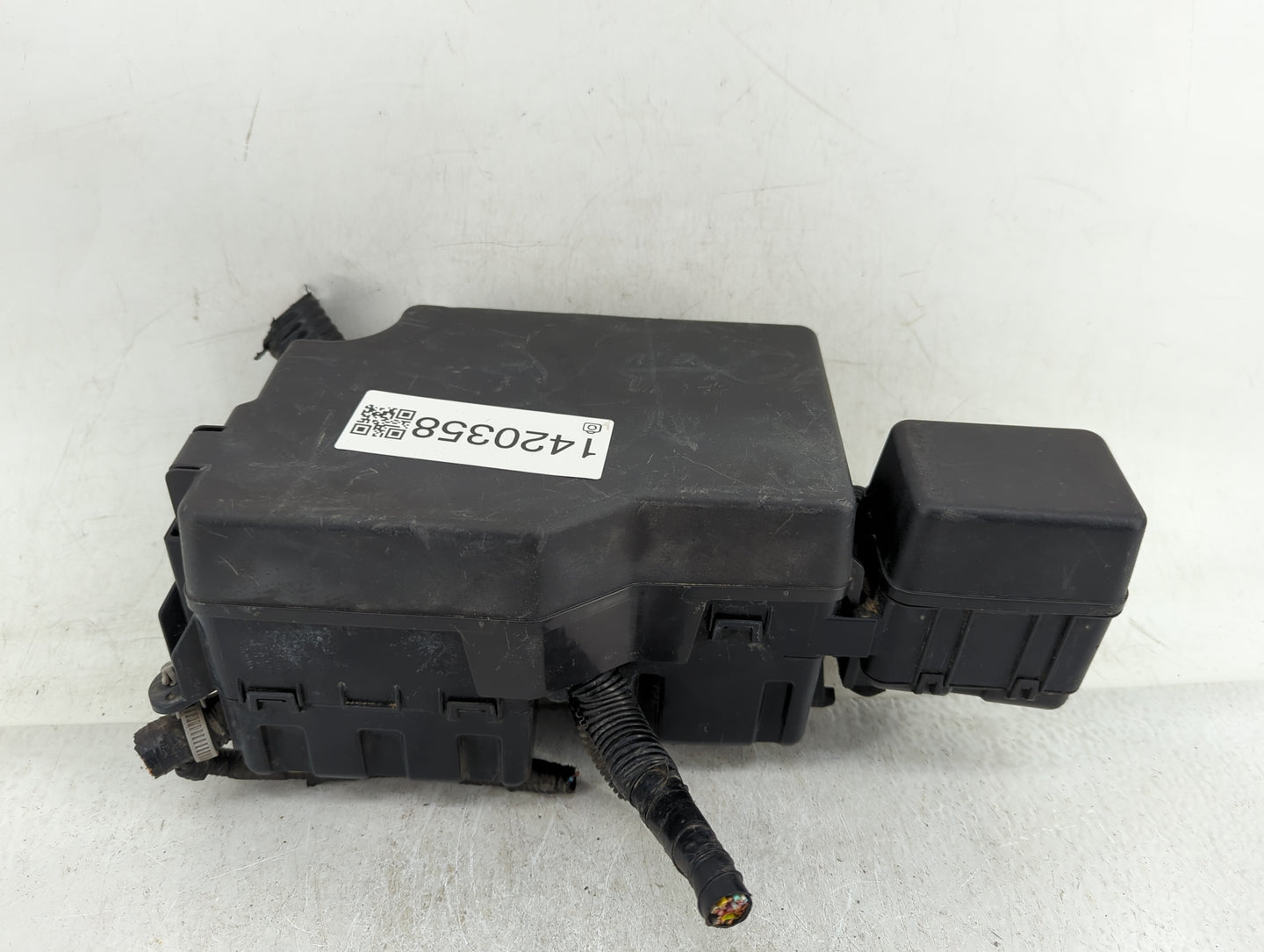2012 Mazda 3 Fusebox Fuse Box Panel Relay Module P/N:BBM6-66761 Fits OEM Used Auto Parts - Oemusedautoparts1.com