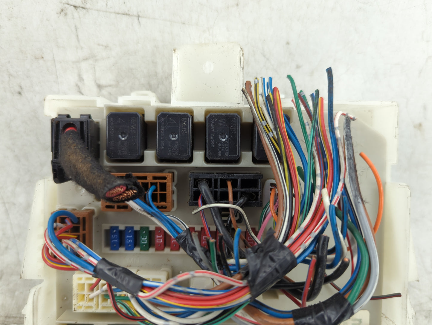 2012 Mazda 3 Fusebox Fuse Box Panel Relay Module P/N:BBM6-66761 Fits OEM Used Auto Parts - Oemusedautoparts1.com