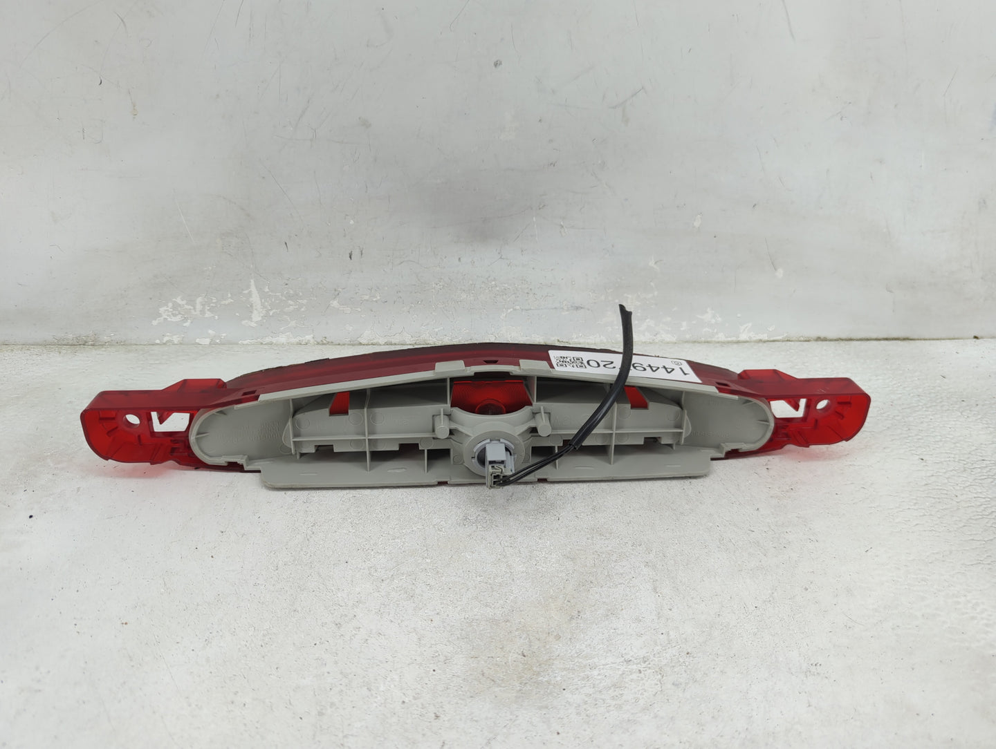 2012 Mazda 3 Third Brake Light Tail Light P/N:BBM451580 P8334 Fits OEM Used Auto Parts - Oemusedautoparts1.com