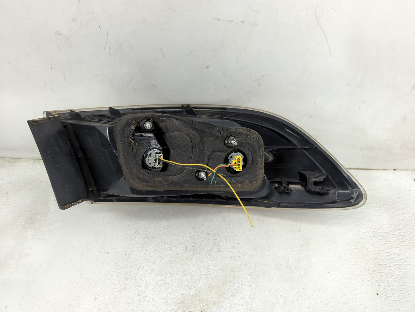 2010-2013 Mazda 3 Tail Light Assembly Passenger Right OEM P/N:BBM4 51 150 Fits Fits 2010 2011 2012 2013 OEM Used Auto Parts 