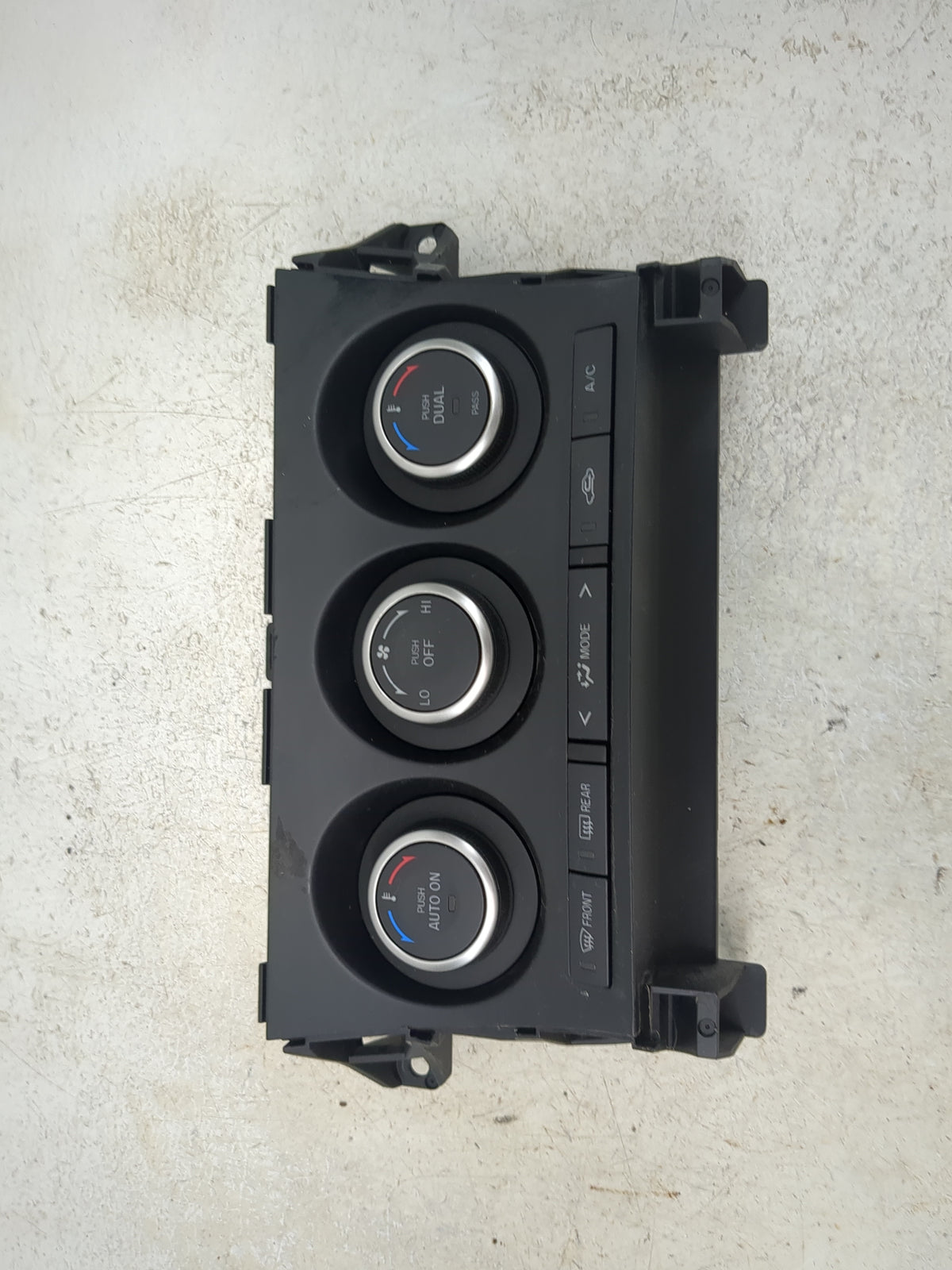 2012-2013 Mazda 3 Climate Control Module Temperature AC/Heater Replacement P/N:BGW1 61 190 VPCALH-18C612-AA Fits Fits 2012 2