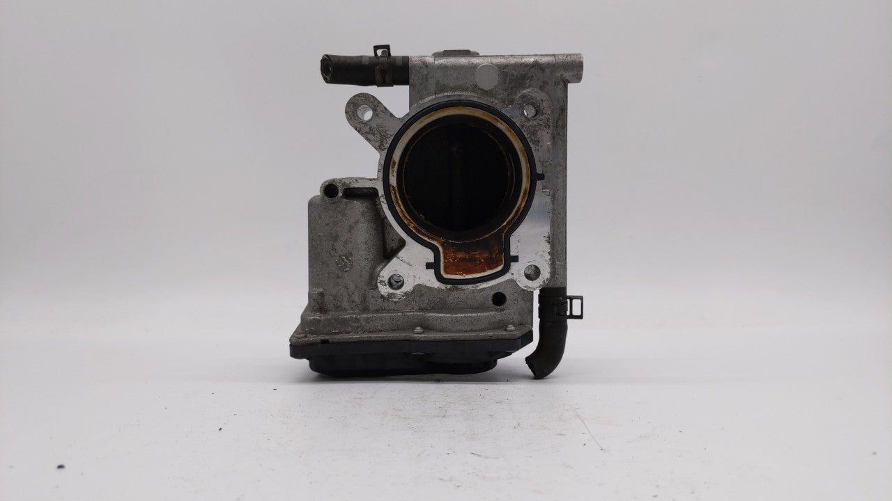 2006-2013 Mazda 3 Throttle Body P/N:L3R4 13 640 L3G2 13 640 A, P53N 13 640 Fits Fits 2006 2007 2008 2009 2010 2011 2012 2013