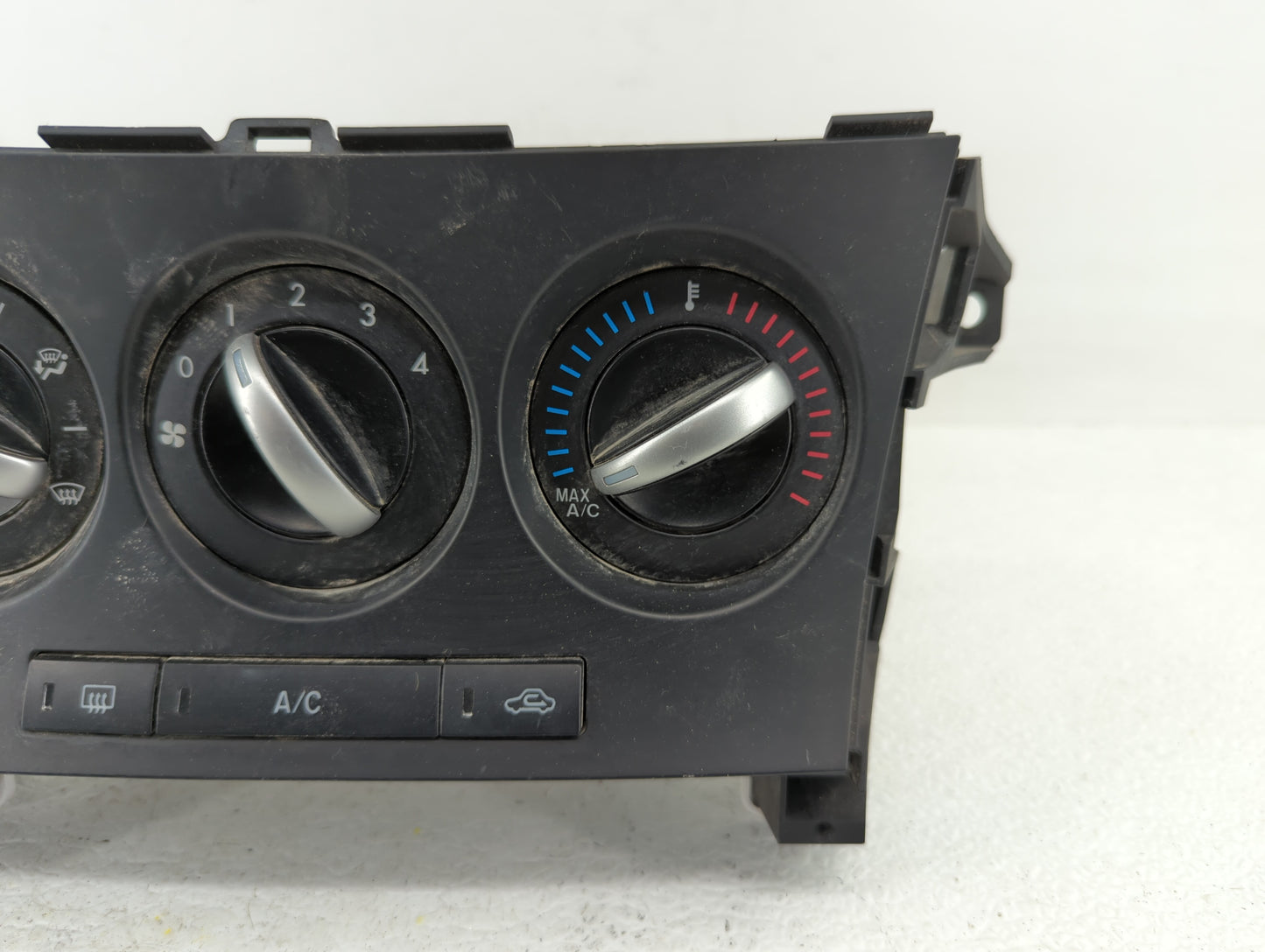 2012-2013 Mazda 3 Climate Control Module Temperature AC/Heater Replacement P/N:BGV5 1L15 BGV5 1H28, BFD1 2G25 Fits Fits 2012