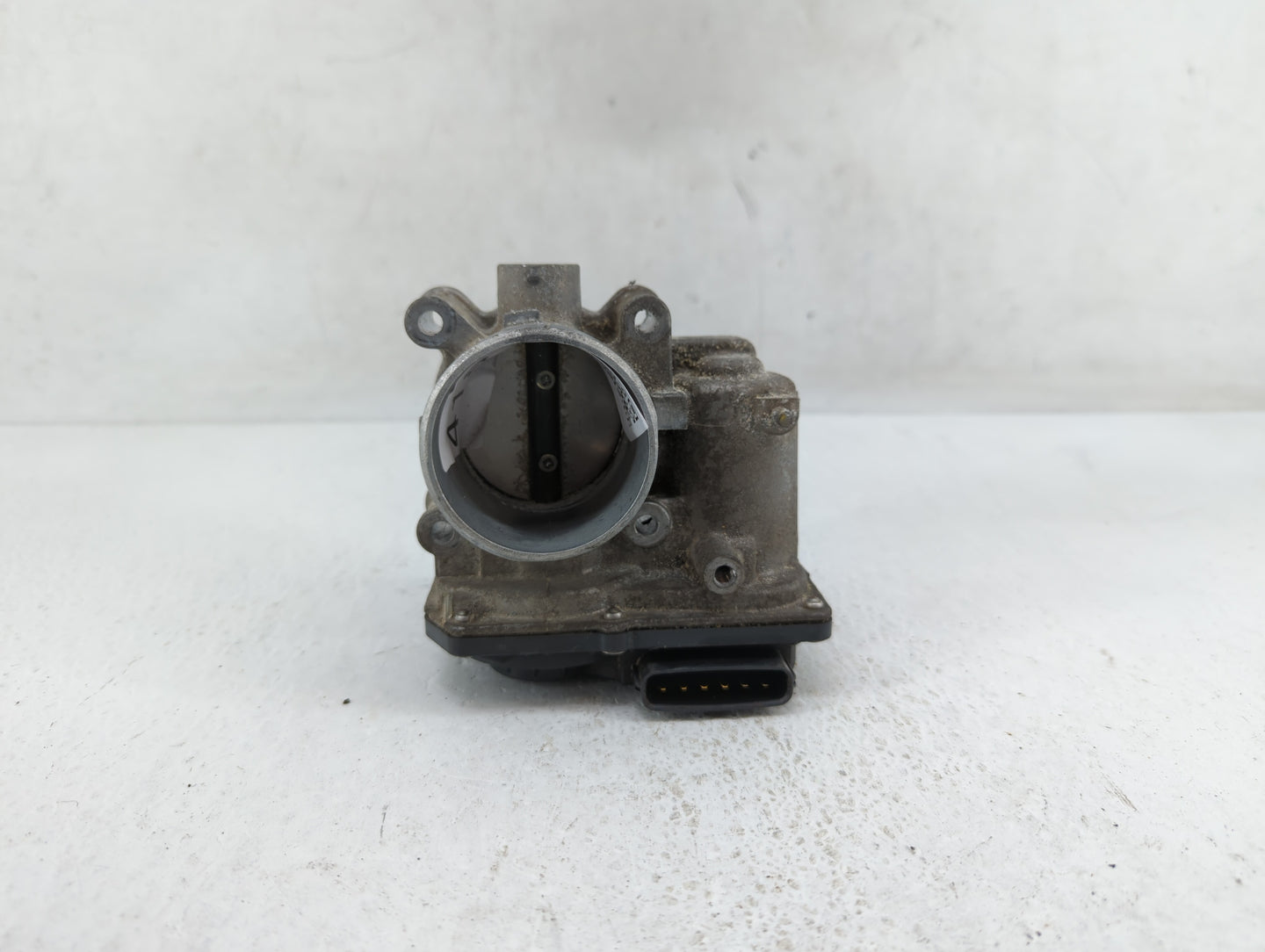 2006-2013 Mazda 3 Throttle Body P/N:L3R4 13 640 L3G2 13 640 A, P53N 13 640 Fits Fits 2006 2007 2008 2009 2010 2011 2012 2013