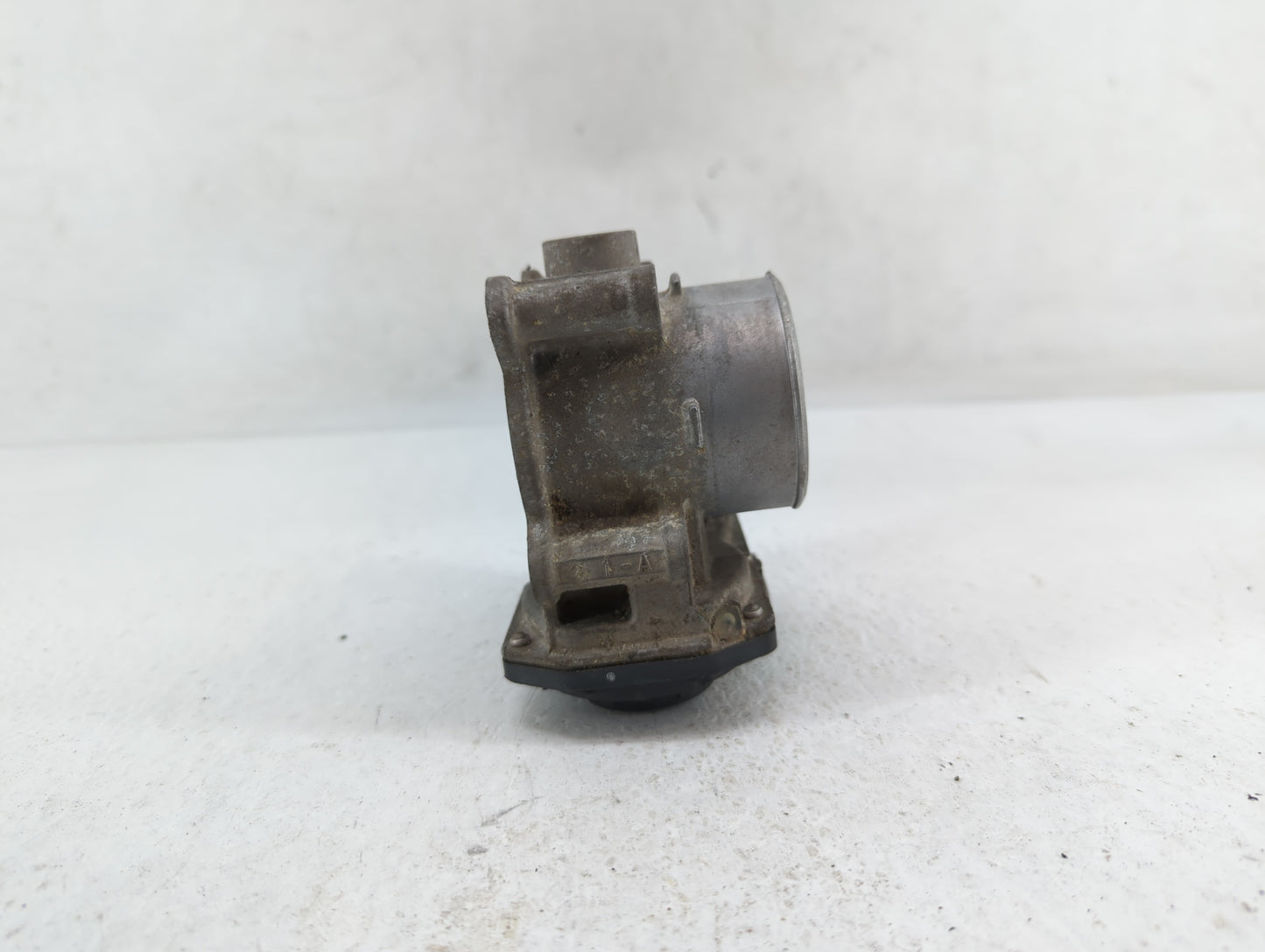 2006-2013 Mazda 3 Throttle Body P/N:L3R4 13 640 L3G2 13 640 A, P53N 13 640 Fits Fits 2006 2007 2008 2009 2010 2011 2012 2013