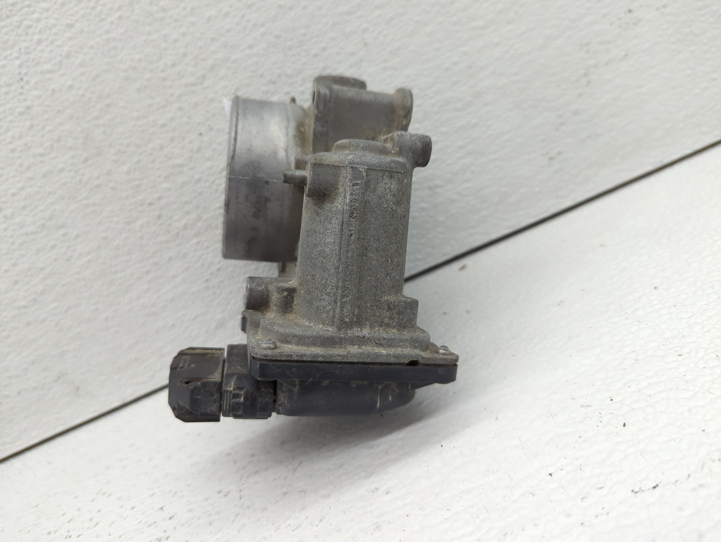 2012-2018 Mazda 3 Throttle Body Fits Fits 2012 2013 2014 2015 2016 2017 2018 OEM Used Auto Parts - Oemusedautoparts1.com