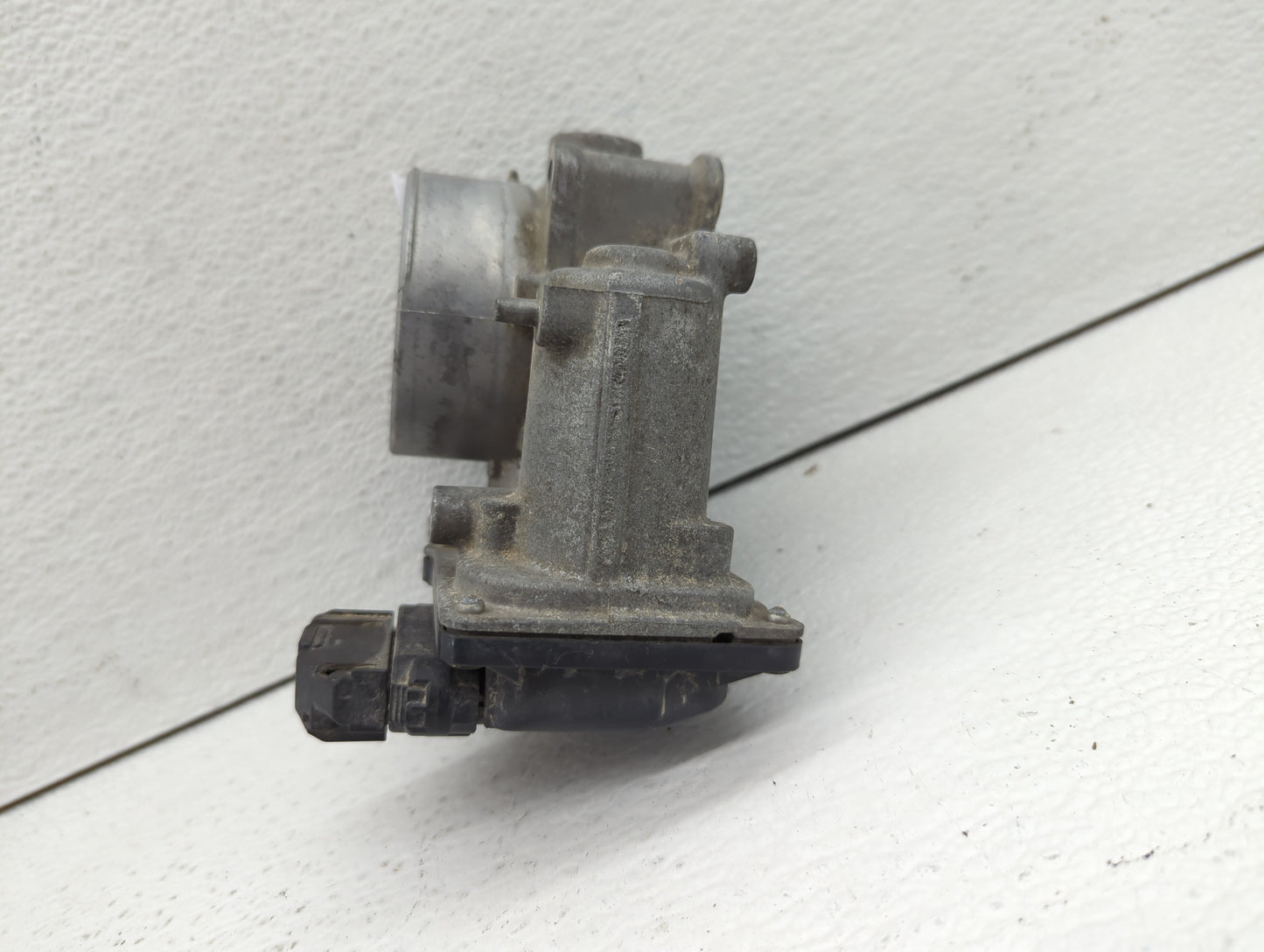 2012-2018 Mazda 3 Throttle Body Fits Fits 2012 2013 2014 2015 2016 2017 2018 OEM Used Auto Parts - Oemusedautoparts1.com