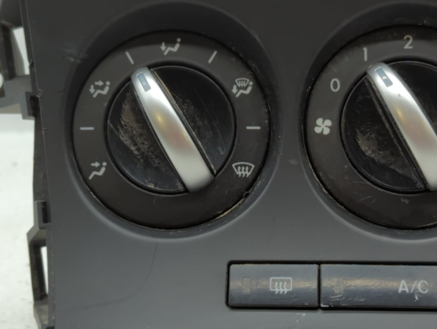 2012-2013 Mazda 3 Climate Control Module Temperature AC/Heater Replacement Fits Fits 2012 2013 OEM Used Auto Parts - Oemused