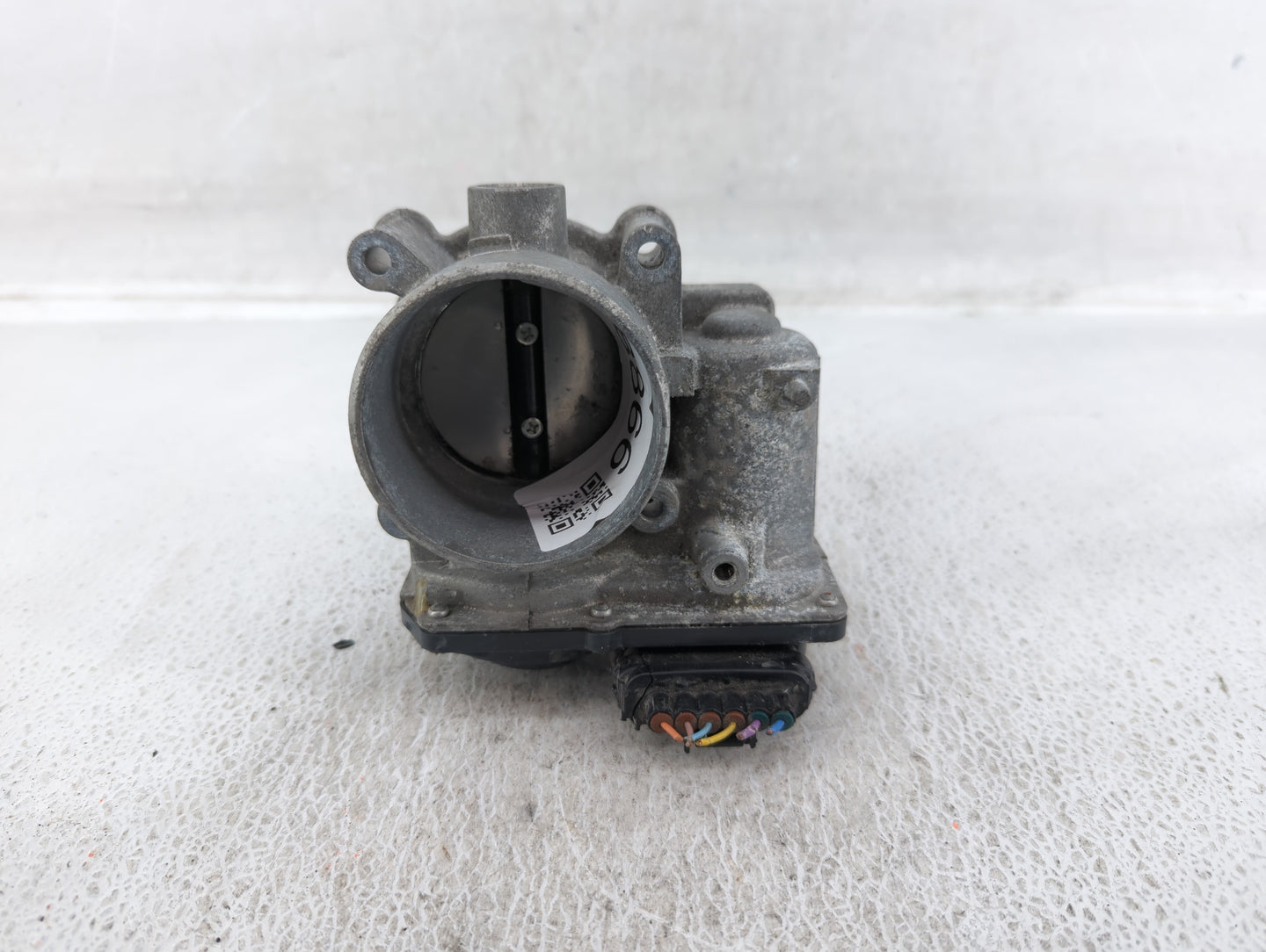2012-2018 Mazda 3 Throttle Body P/N:PE01 13 640 Fits Fits 2012 2013 2014 2015 2016 2017 2018 OEM Used Auto Parts - Oemusedau