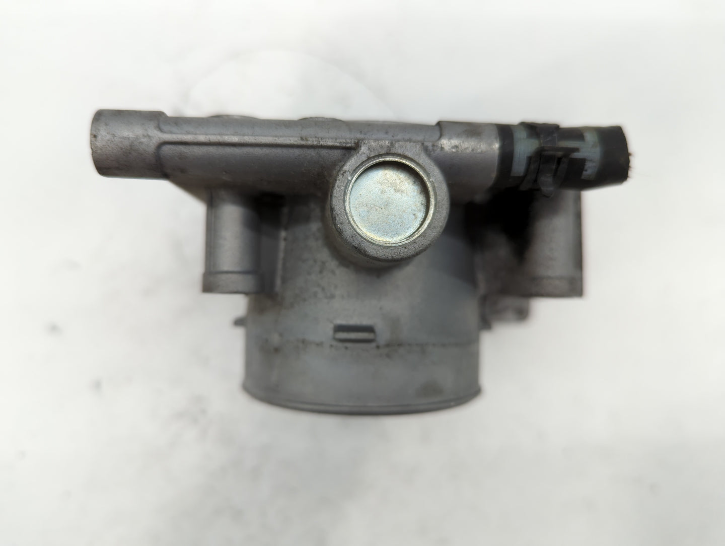 2006-2013 Mazda 3 Throttle Body P/N:L3R4 13 640 Fits Fits 2006 2007 2008 2009 2010 2011 2012 2013 OEM Used Auto Parts - Oemu