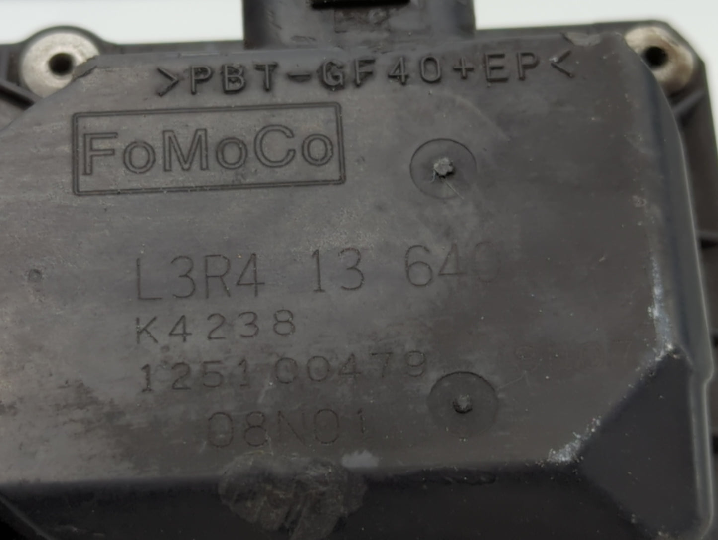 2006-2013 Mazda 3 Throttle Body P/N:L3R4 13 640 Fits Fits 2006 2007 2008 2009 2010 2011 2012 2013 OEM Used Auto Parts - Oemu