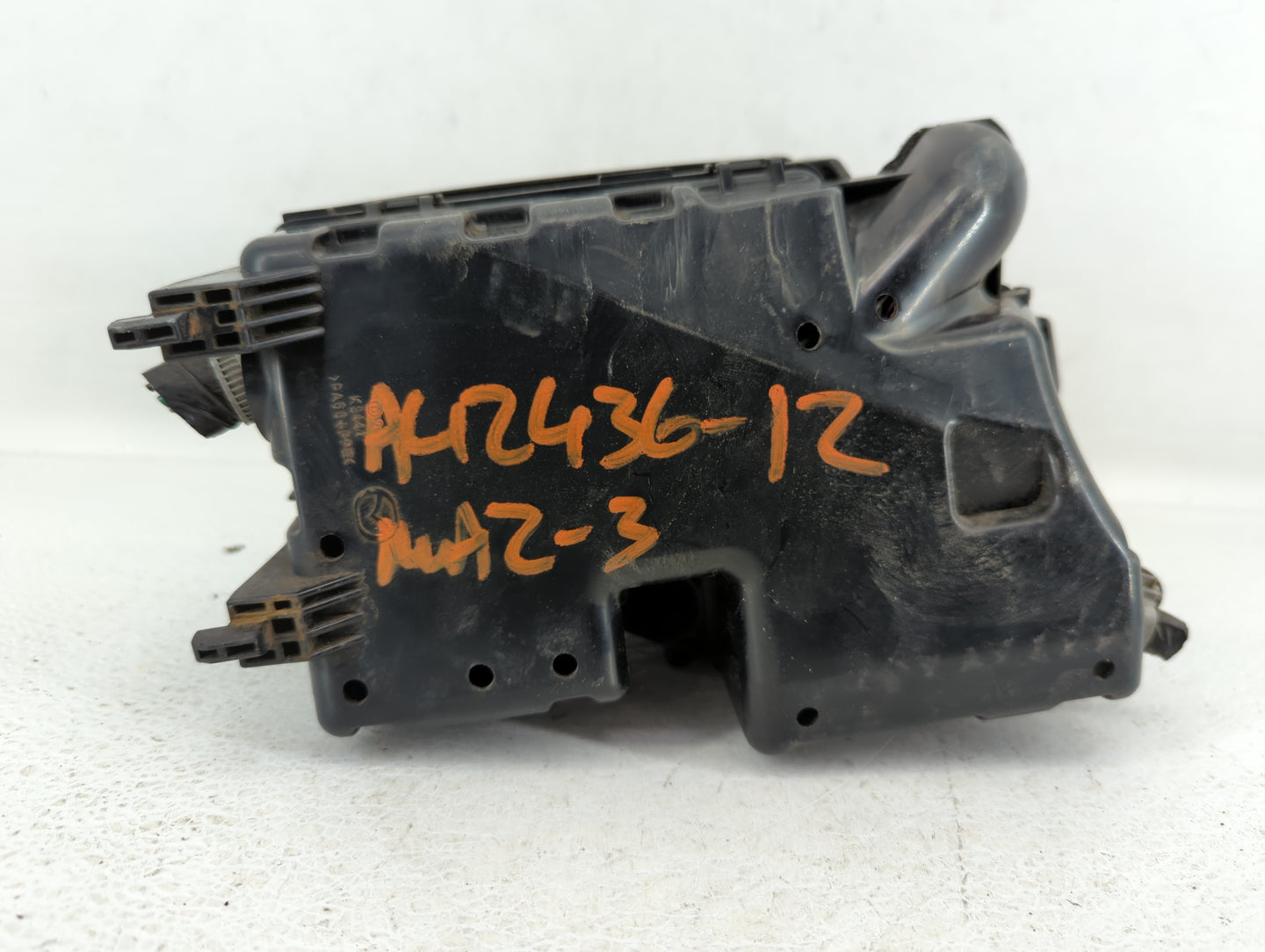 2012 Mazda 3 Fusebox Fuse Box Panel Relay Module P/N:BBM6-66761 Fits OEM Used Auto Parts - Oemusedautoparts1.com
