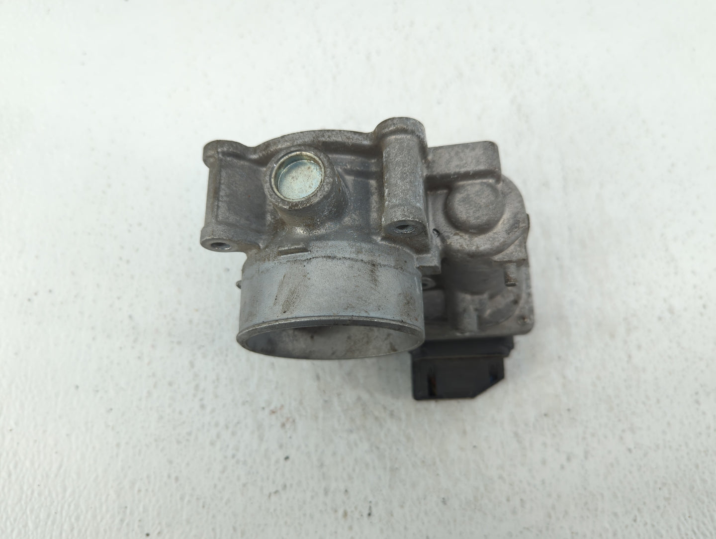 2012-2018 Mazda 3 Throttle Body P/N:152005P08 Fits Fits 2012 2013 2014 2015 2016 2017 2018 OEM Used Auto Parts - Oemusedauto