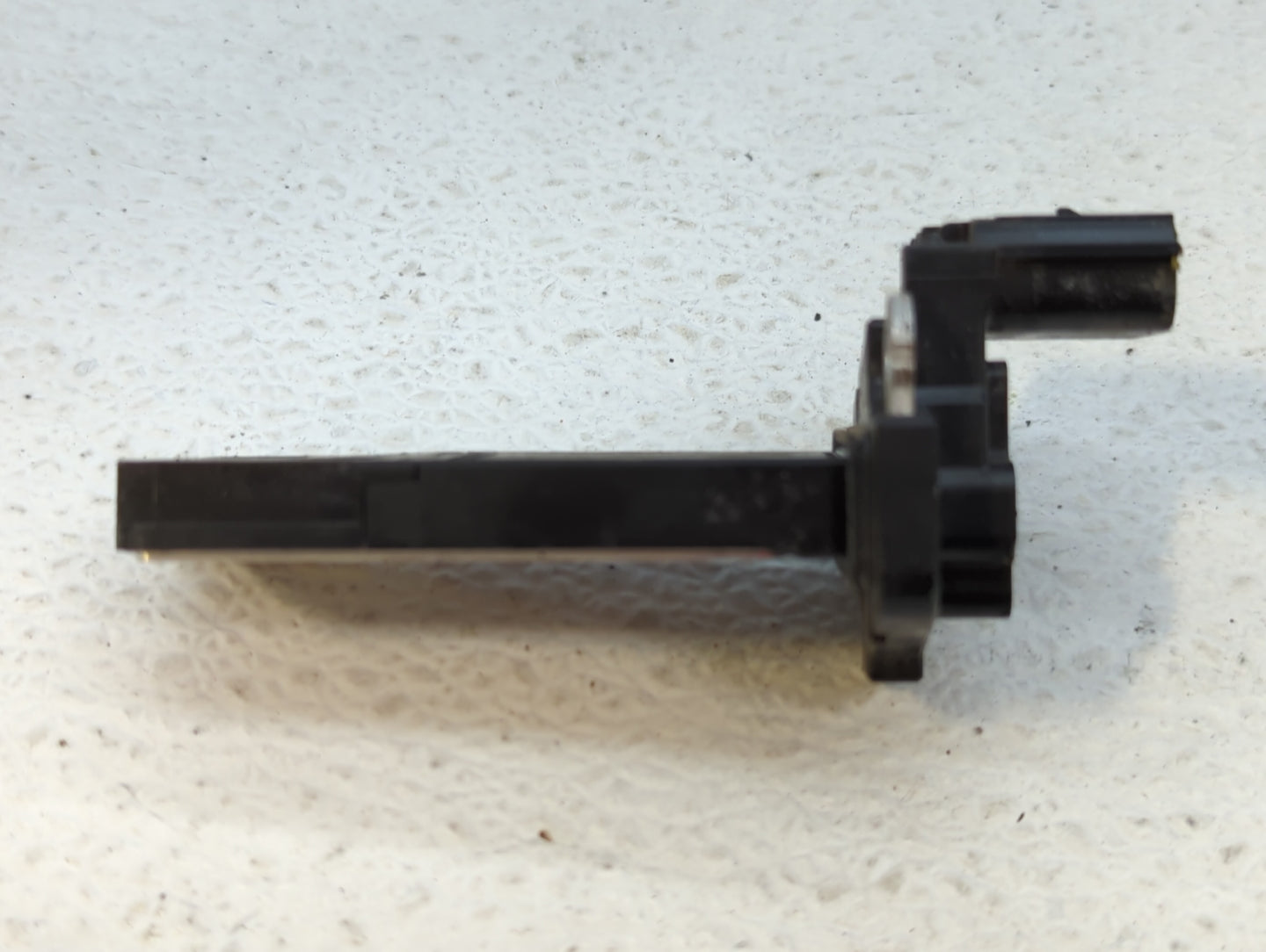2004-2013 Mazda 3 Mass Air Flow Meter Maf - Oemusedautoparts1.com