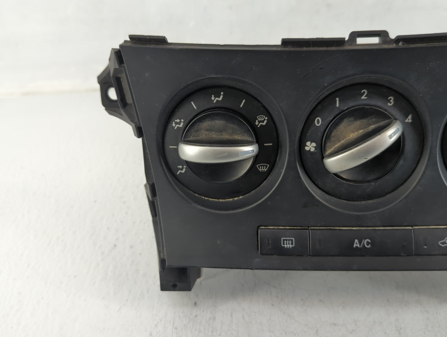 2012-2013 Mazda 3 Climate Control Module Temperature AC/Heater Replacement P/N:BGV5 1G30 Fits Fits 2012 2013 OEM Used Auto P
